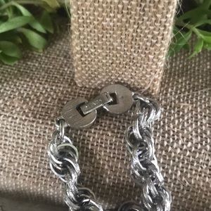 Vintage Jewelry - Vintage Monet Chain Thick Silvertone Vintage Jewelry - Vintage Monet Chain Thick Silvertone